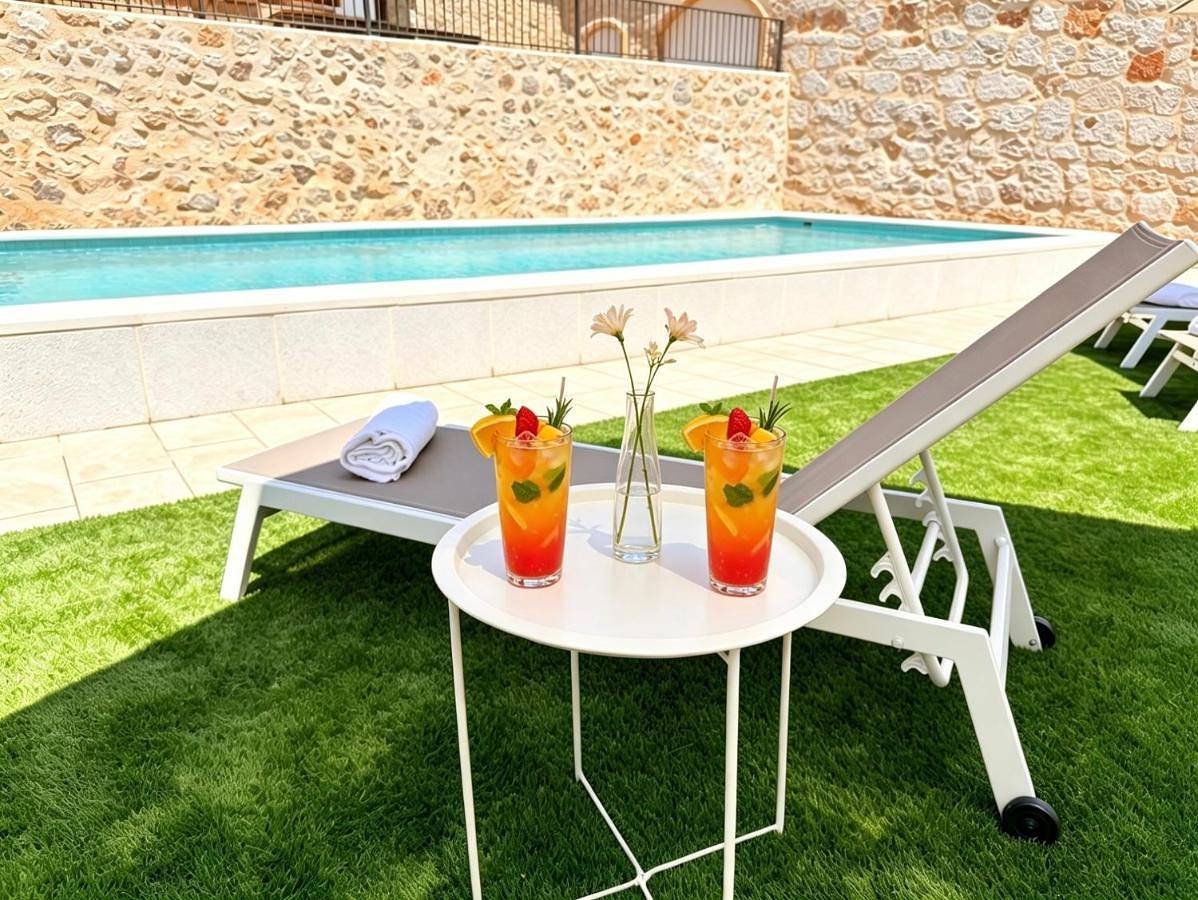 La Serrería-Premium Suite Apartments & Private Jacuzzi in Belmonte (Espanha), Cuenca (Província)