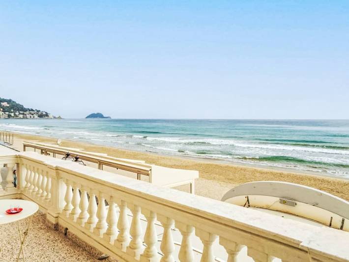 Strandhaus für 6 Personen, mit Balkon in Ligurien