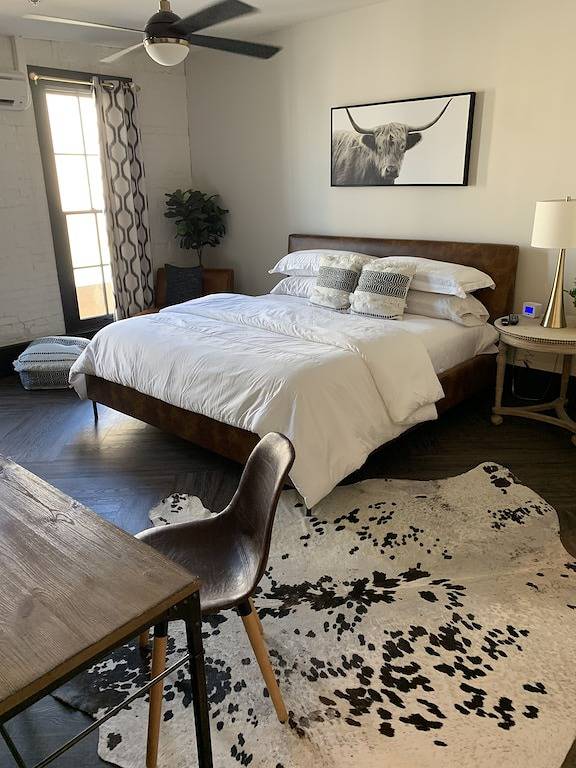 Ganze Wohnung, New Historic Downtown Loft in New Albany, Indiana