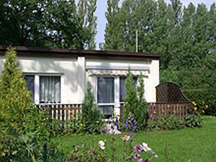 Ferienhaus für 5 Personen, mit Terrasse und Garten, kinderfreundlich in Glowe