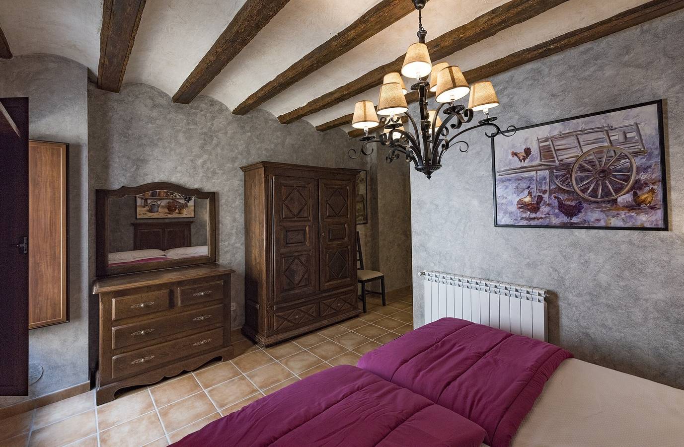 Zimmer 'El Mochuelo' mit Bergblick, Weinkeller und unbegrenztem Spa-Zugang in Lerín, Navarra Provinz