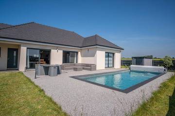 Gîte pour 6 personnes, avec jardin à Heuqueville