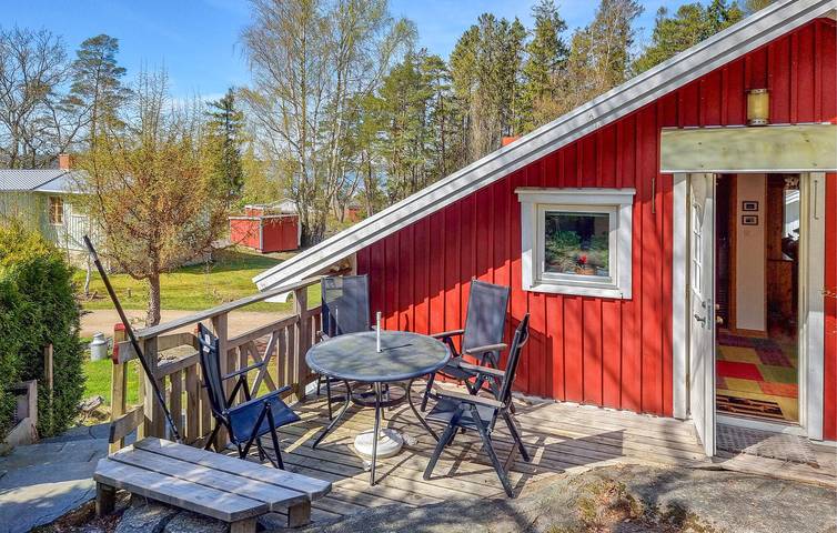 Hus för 4 Personer med trädgård in Norra Västkusten