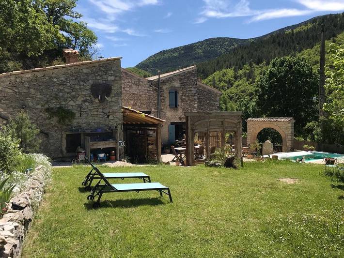 Chambre d’hôte pour 3 personnes, avec Terrasse ainsi que Jardin et Vue