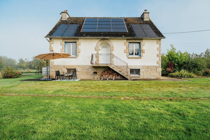Gîte pour 3 personnes, avec Jardin en Cotes-d'Armor