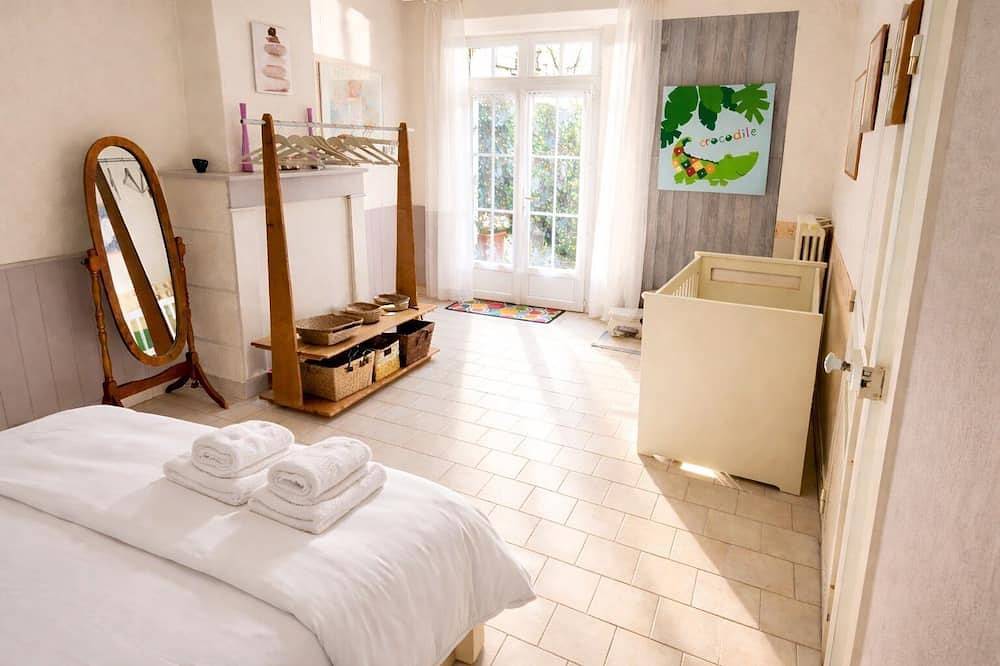 La Joli Maison - Les Chesneaux in Perrusson, Loches region
