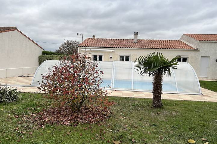 Villa pour 6 personnes, avec terrasse et jardin, animaux acceptés