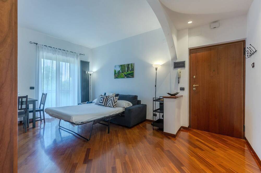 Apartamento entero, Comfortable 80 sqm apartment that can accommodate up to 7 people located on the third floor of a building without a lift.The property is located in the center of Ferrara just outside the eastern walls, a few steps from Corso della Giovecca.The accommodat in Ferrara, Provincia de Ferrara