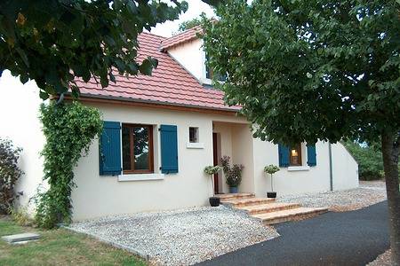 Gîte pour 4 personnes, avec piscine, adapté aux familles