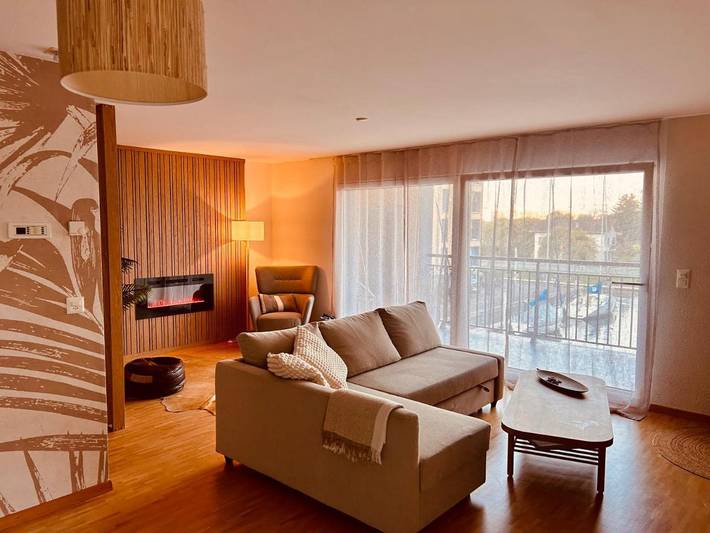 Appartement de vacances pour 2 personnes, avec vue sur le lac ainsi que vue et terrasse