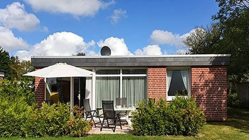 Ferienhaus für 4 Personen, mit Terrasse und Garten in Bensersiel - 4
