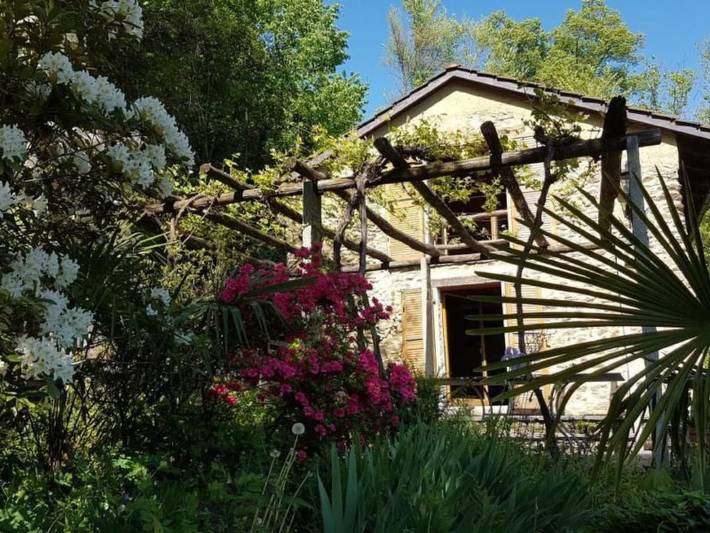 Ferienhaus für 6 Personen, mit Balkon und Terrasse sowie Garten