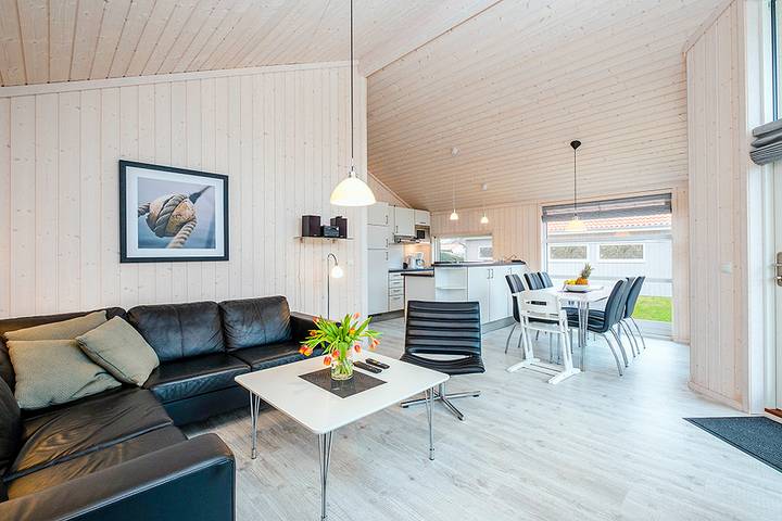 Ferienhaus für 6 Personen, mit Whirlpool und Terrasse sowie Sauna in Großenbrode - 4