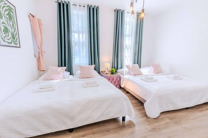 Villa für 20 Personen, mit Whirlpool und Balkon sowie Garten, mit Haustier in Niedersachsen - 3