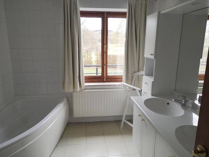 Location de vacances pour 10 personnes, avec jardin et vue dans Petit-Han - 4