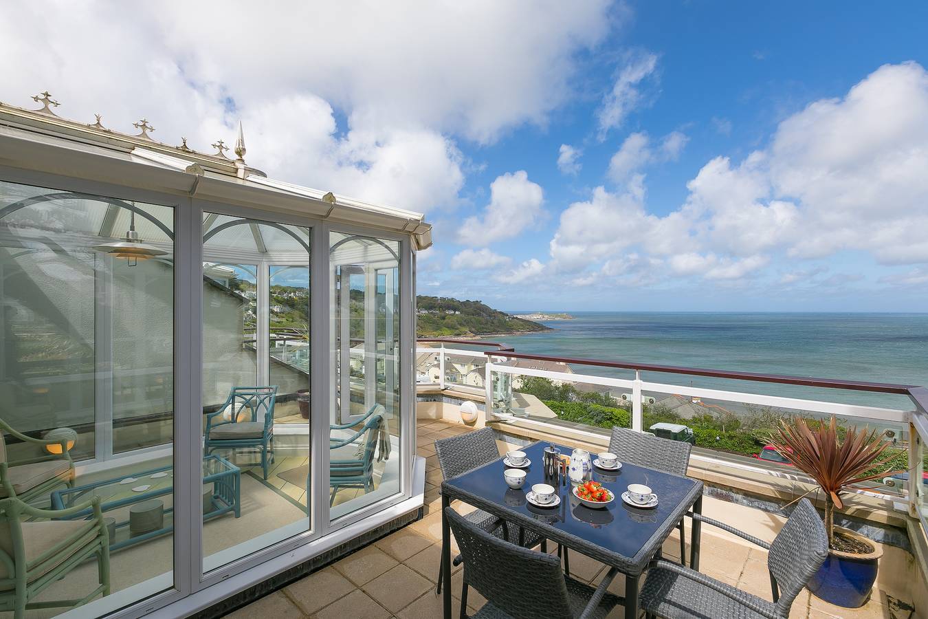Ganze Wohnung, Ferienwohnung für 4 Personen mit Terrasse in Carbis Bay, Cornwall