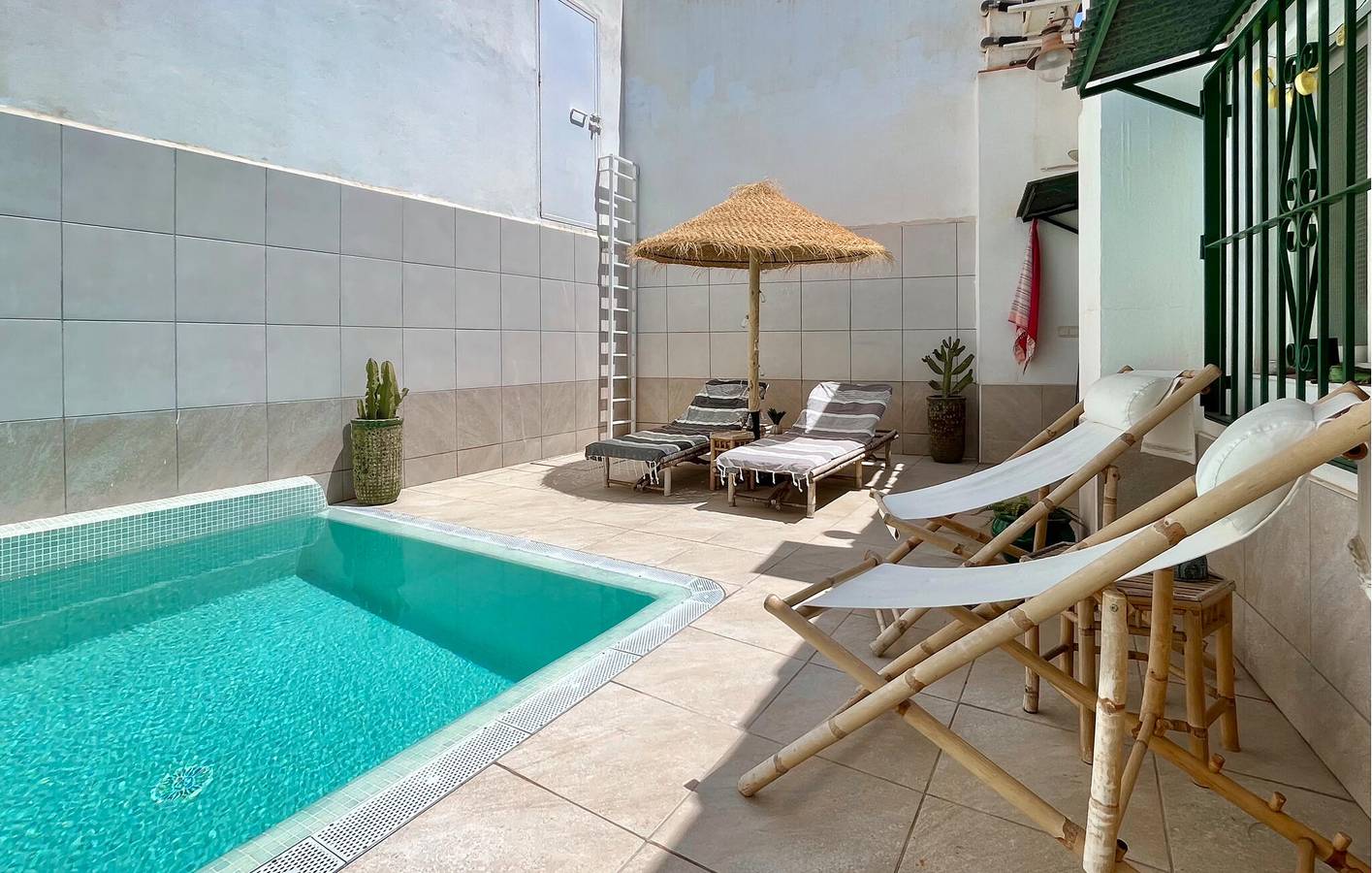Apartamento con vistas al mar, piscina y terraza in Vélez-Málaga, Costa del Sol