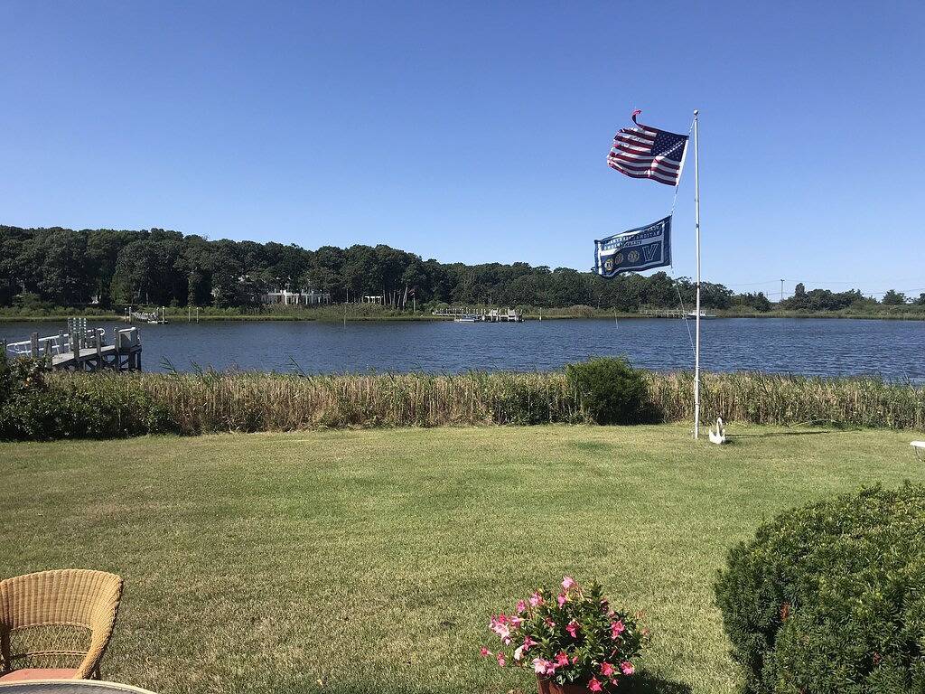 Bayfront nach Hause Sag Harbor! Keine Haustiere! Weinbergwochen !! in Noyack, Hamptons