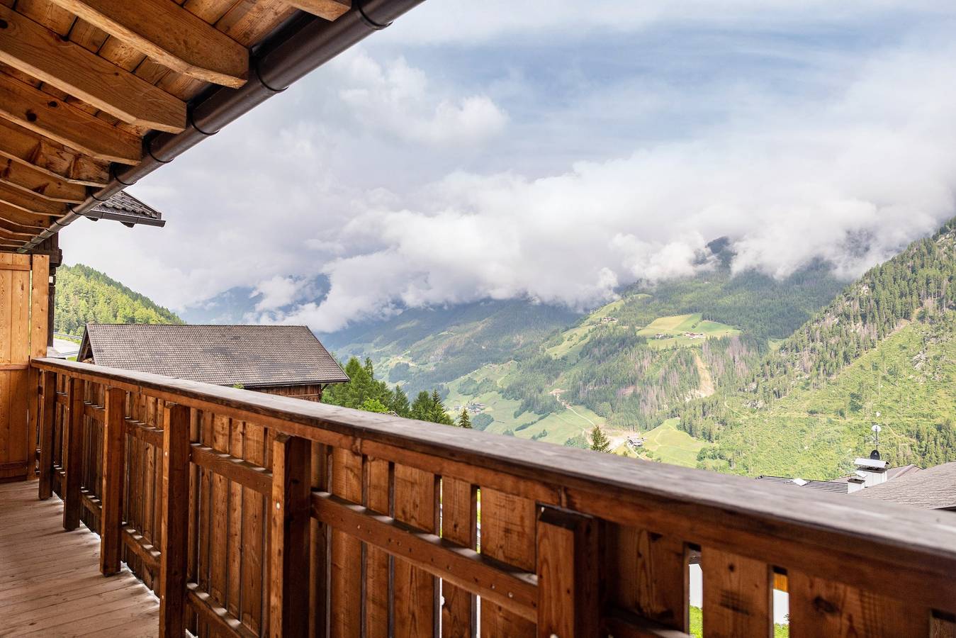 Entire apartment, Apartment 'Mountainfarm Innertrein Natur' with Mountain View, Shared Garden and Wi-Fi in Steinhaus (Ahrntal), Ahrn Valley