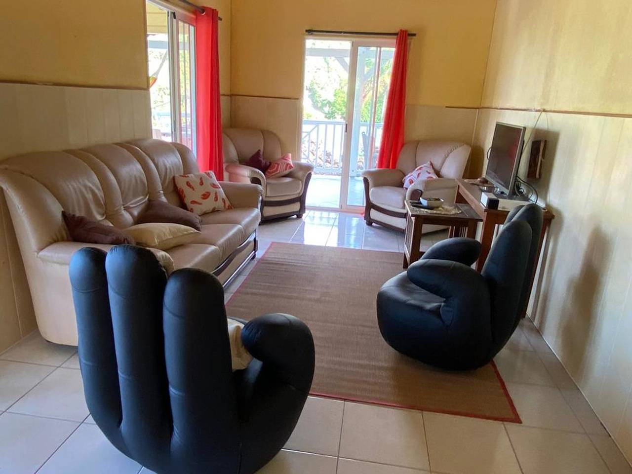 Charmantes Haus mit Meerblick in Bas Vent - Optimaler Komfort in Deshaies, Guadeloupe