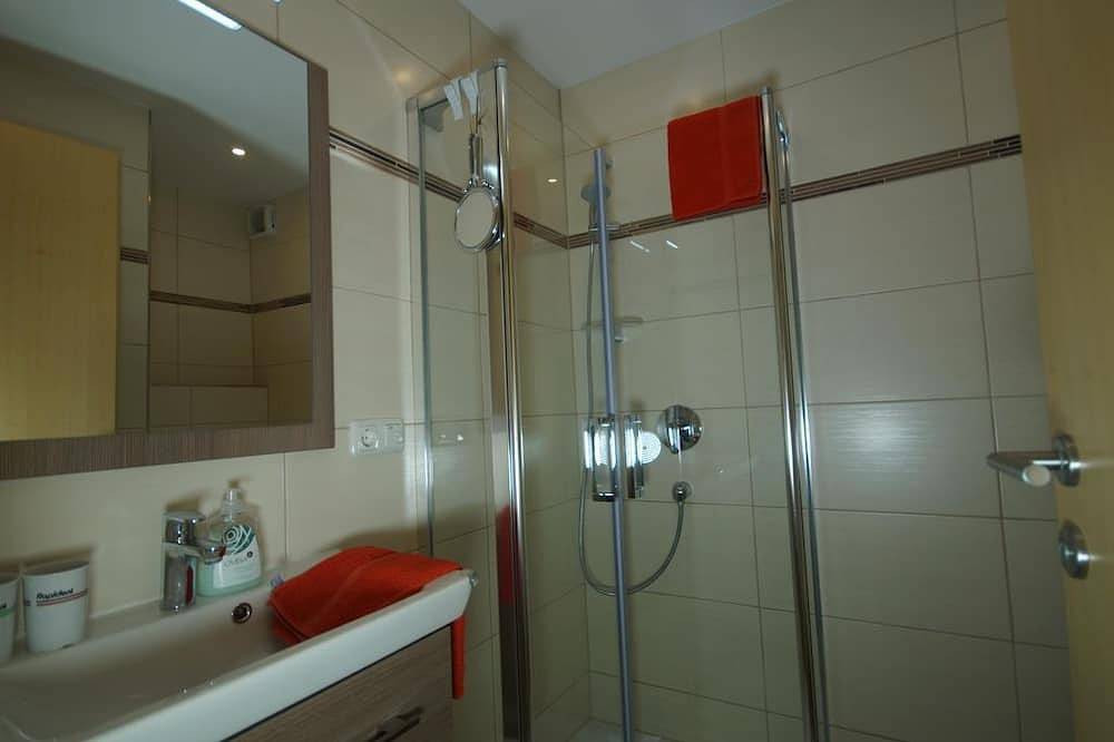 Entire apartment, Haus Hildegard - Apartment / 2 bedrooms / shower, Wc in Mühlbach am Hochkönig, Ski Amadé