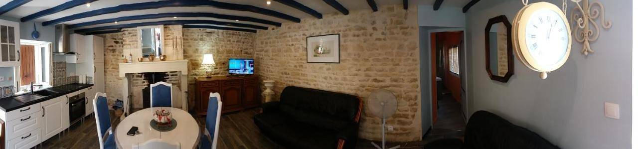 One-Bedroom House in Coulon, Région de Niort