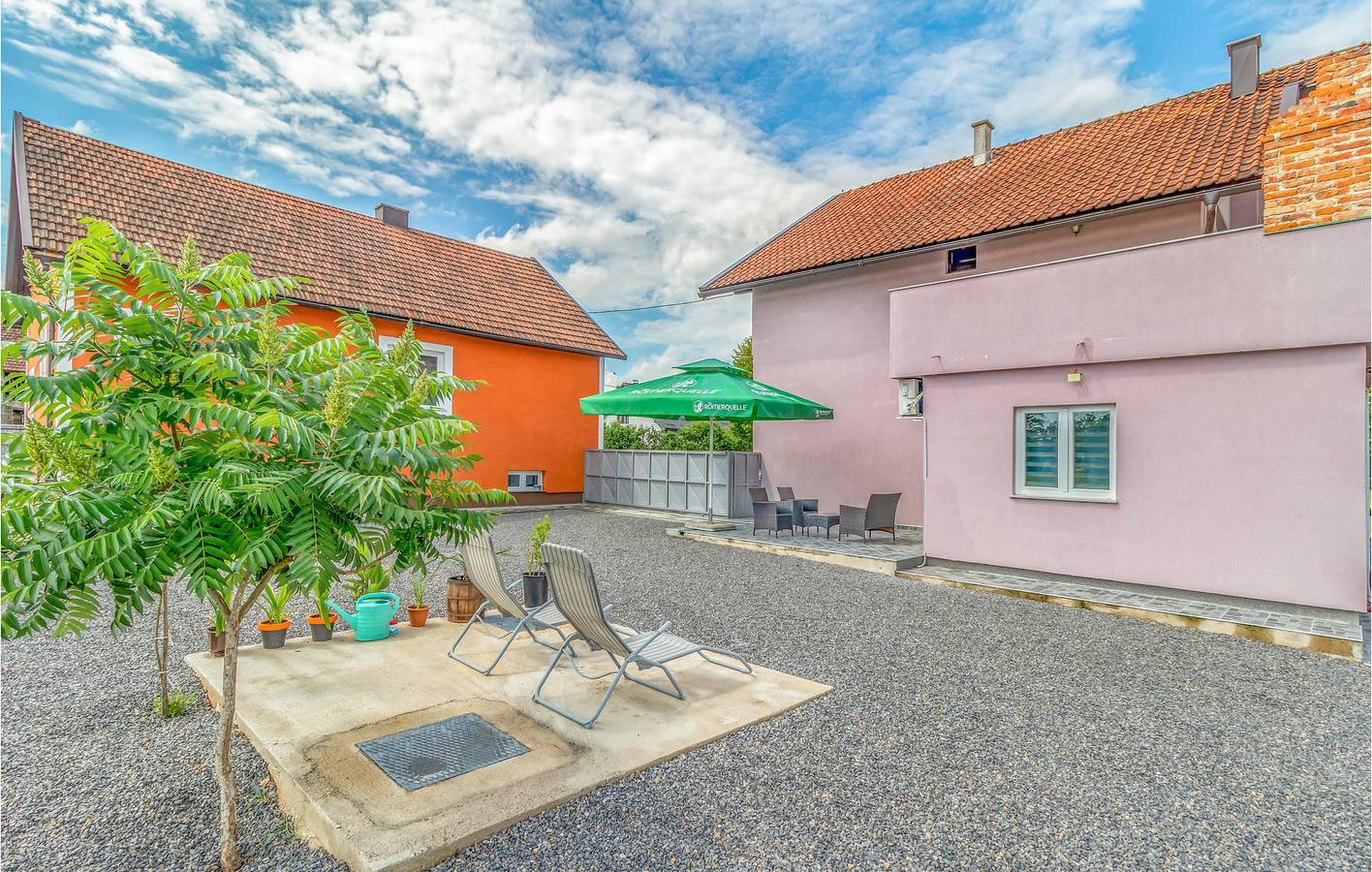 Geheel vakantieappartement, Vakantieappartement voor 4 personen met uitzicht in Prozor, Lika-Senj