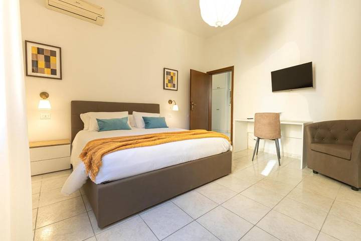 Gîte pour 4 personnes, avec Balcon dans Gare De Bologne