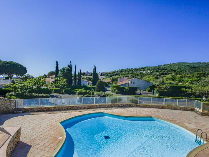 Vakantiewoning voor 4 personen, with tuin and kinderzwembad as well as terras in Les Issambres