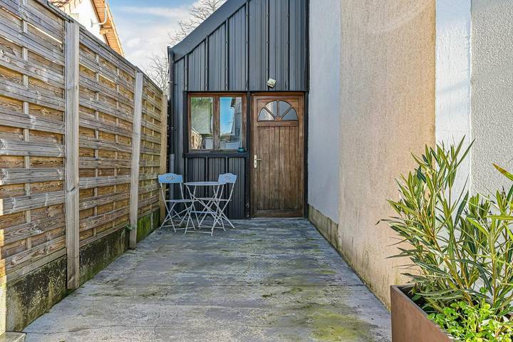 Gîte pour 2 personnes, avec balcon à Chennevières-sur-Marne - 2