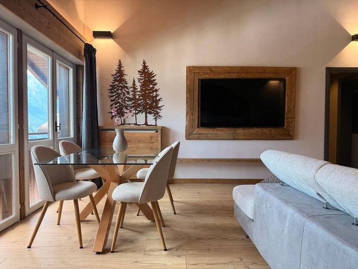 Appartamento per 5 persone, con Balcone e Terrazza nonché Vista lago e Panorama a Domegge di Cadore