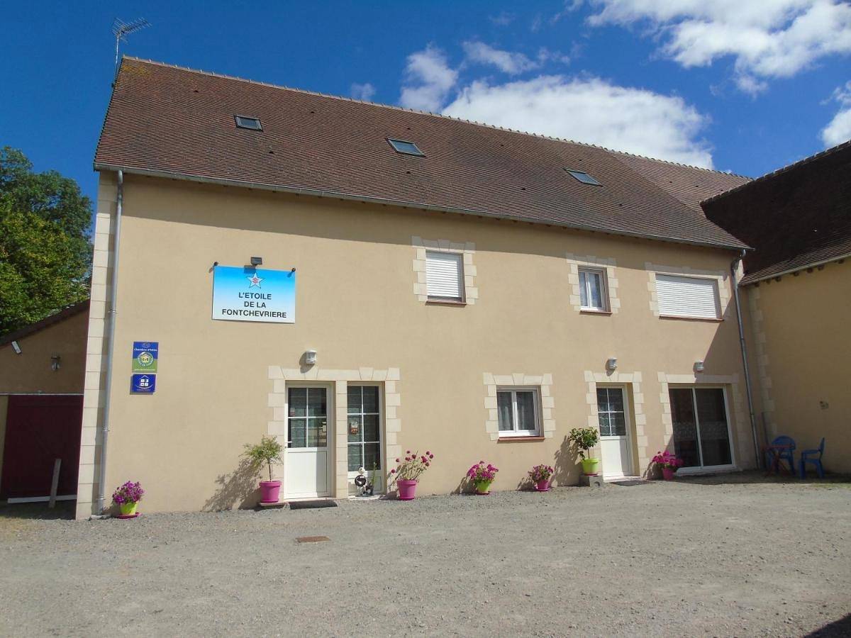 Double or Twin Room in Neuvy-Saint-Sépulchre, Région de La Châtre