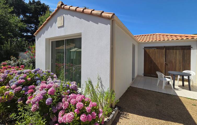 Acogedor apartamento con jardín, wifi y a 600 m de la playa in La Plaine-sur-Mer, Côte de Jade