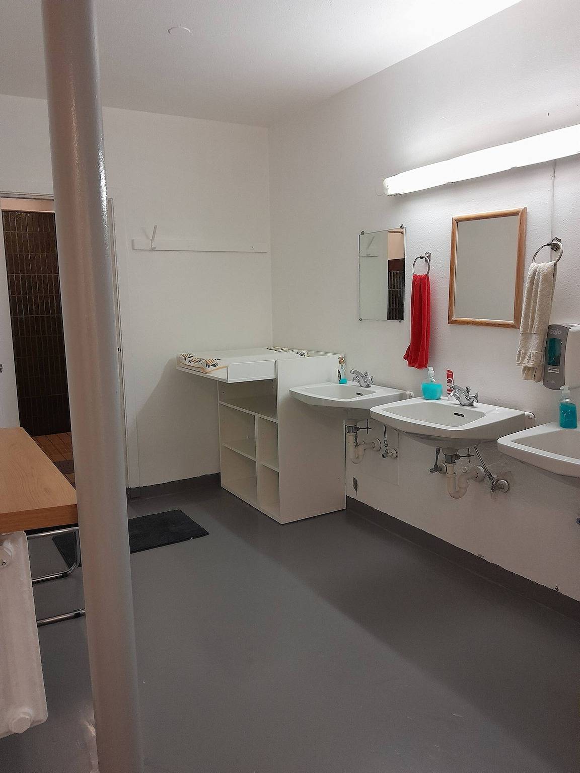 Berg- und Dorfblick in Ólafsvík, Snaefellsbaer