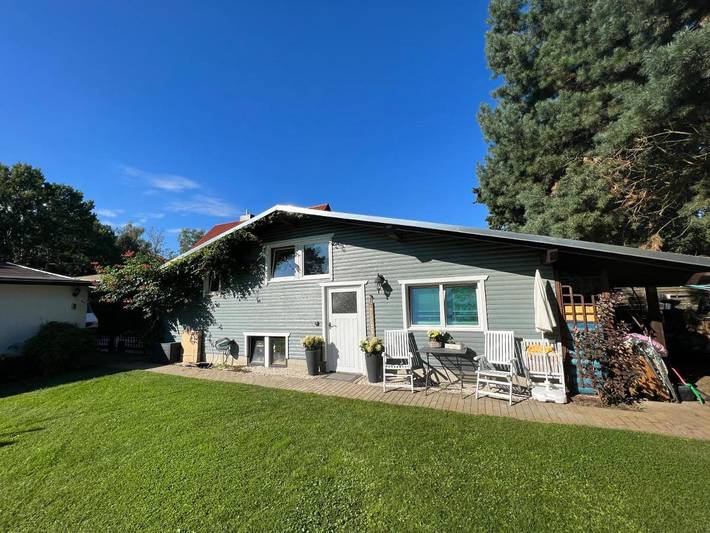 Ferienwohnung für 4 Personen, mit Terrasse und Garten sowie Pool