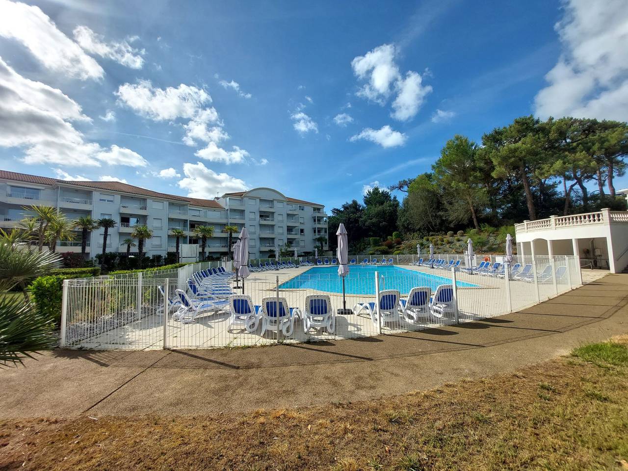 Appartement entier, Confort, piscine et plage in Château-d'Olonne, Les Sables-d'Olonne