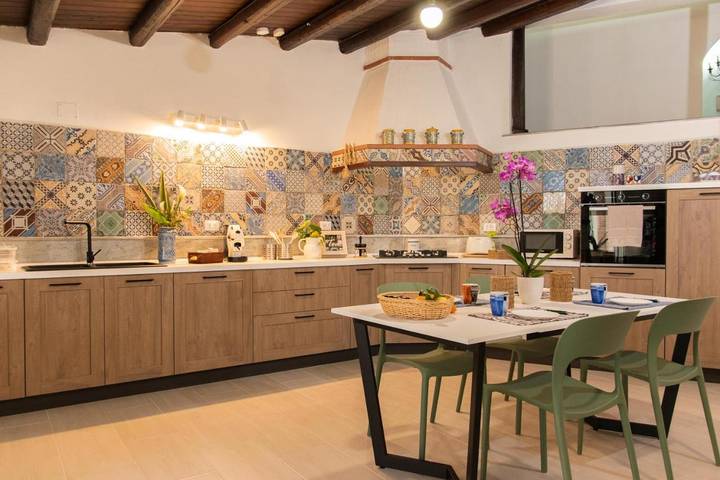 Villa für 13 Personen, mit Terrasse und Garten sowie Ausblick