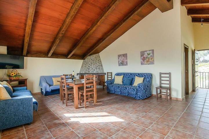 Stunning home in Algodonales in Algodonales, White Villages