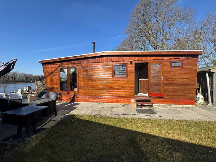 Chalet pour 5 personnes, avec Terrasse ainsi que Vue et Vue sur le lac