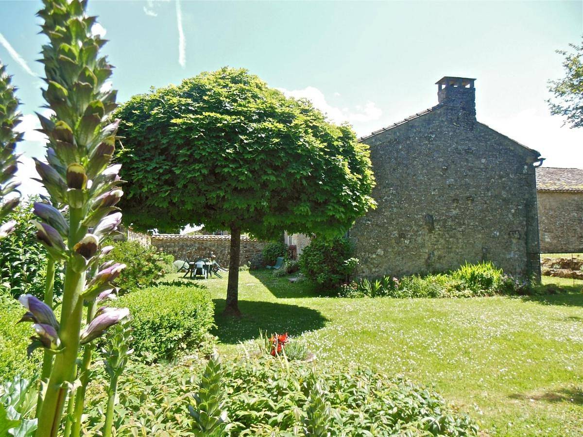 Les Hauts de Sentelines Nature et détente aux portes du Périgord Pourpre in Gavaudun, Région de Villeneuve-sur-Lot