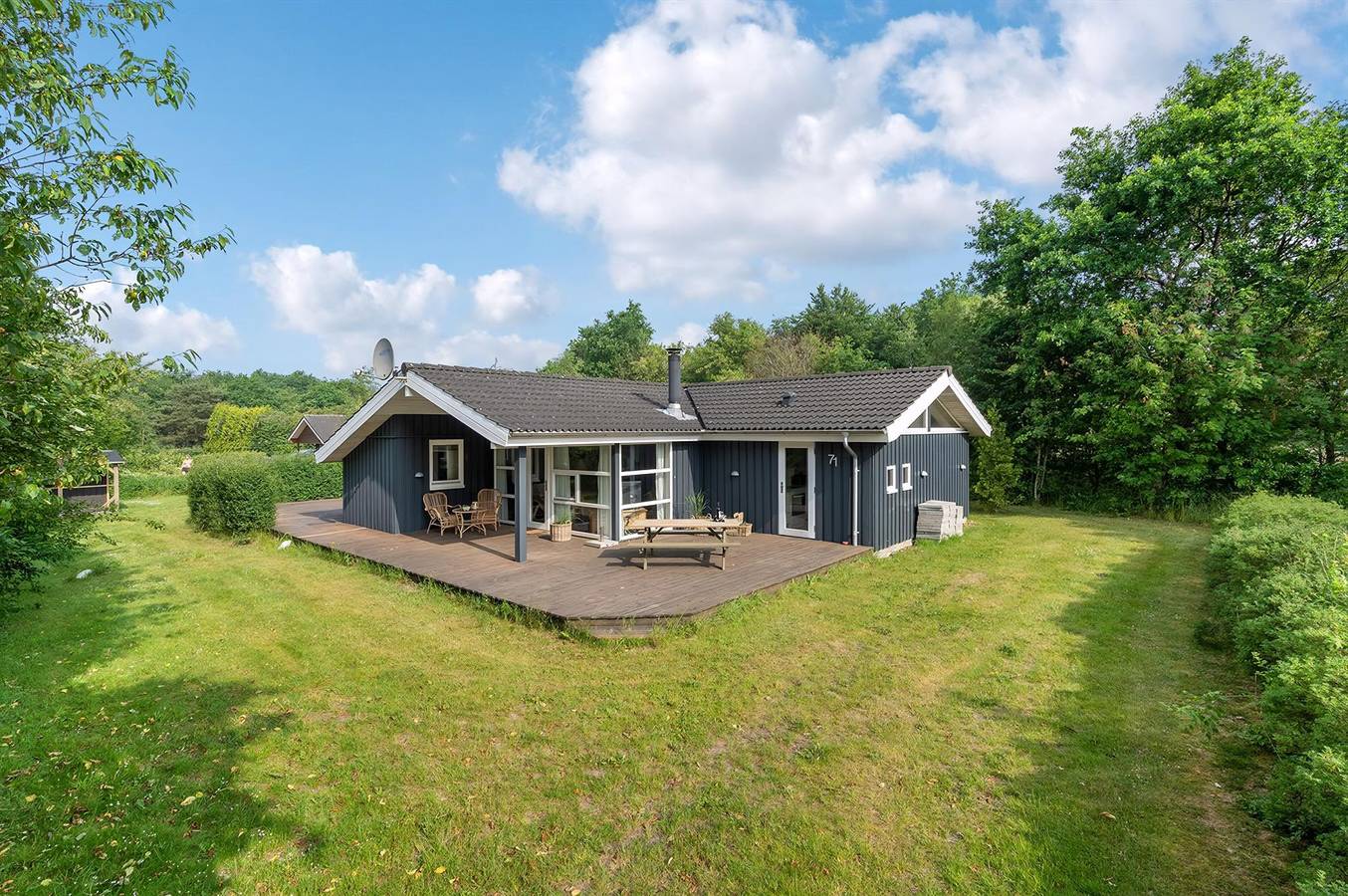 Stunning home in Toftlund w/ 4 Bedrooms, Sauna and Wifi in Arrild, Tondern und Umgebung