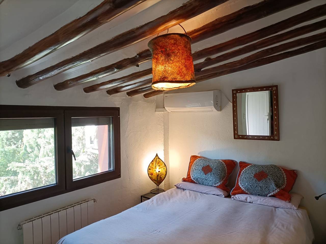 Holiday Home 'El Nispero' with Mountain View, Wi-Fi and Air Conditioning in Nigüelas, Granada Province