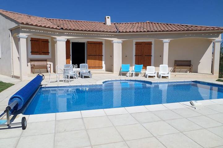Location de vacances pour 6 personnes, avec Terrasse et Jardin à Neffiès