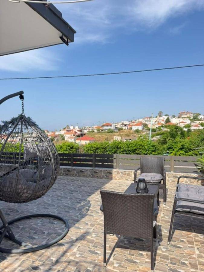Holiday apartment for 5 people, with Terrace and Hot tub as well as Pool and View in Fanes