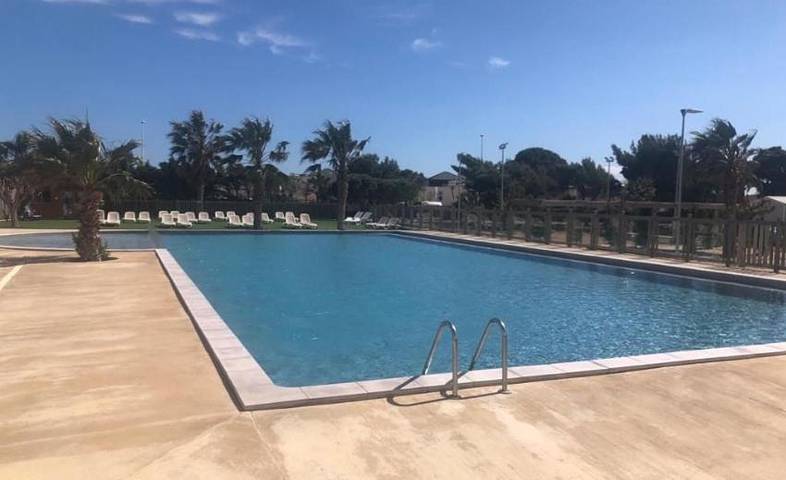 Camping pour 6 personnes, avec piscine ainsi que vue et terrasse à Port-la-Nouvelle - 4