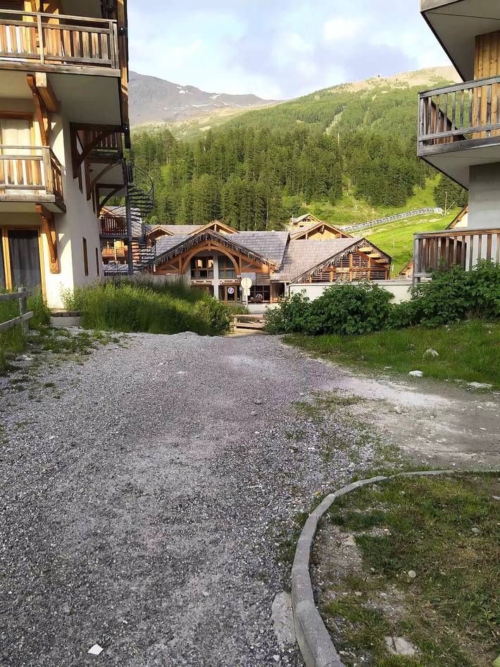 Chalet pour 6 personnes, avec Balcon et Piscine à Les Orres - 2