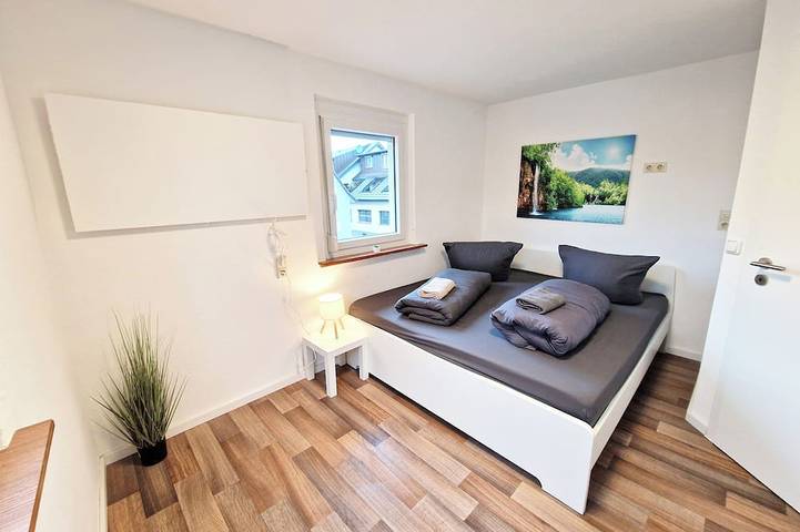 Ganze Wohnung, Traumdomizil zum Wohlfühlen mit Sonnenbalkon nur 5 min vom Europa-Park in Europa-Park, Rheinhausen