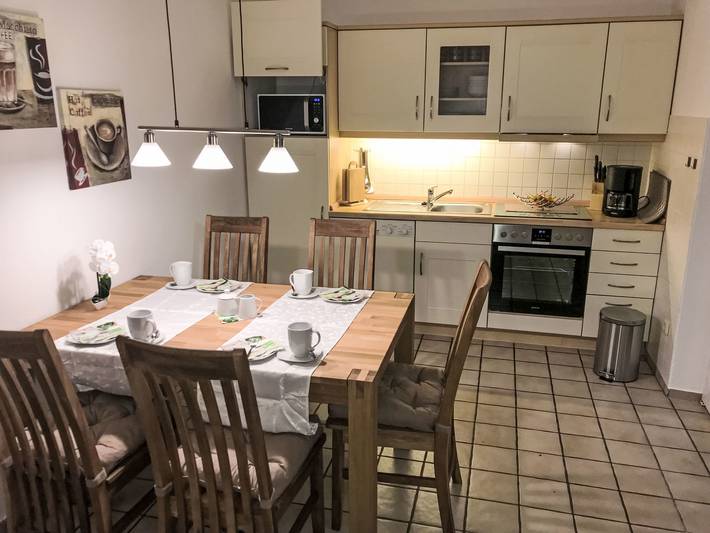 Ferienhaus für 6 Personen, mit Terrasse und Garten in Hooksiel - 4