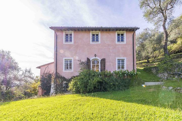Villa voor 8 personen, met tuin in Versilia