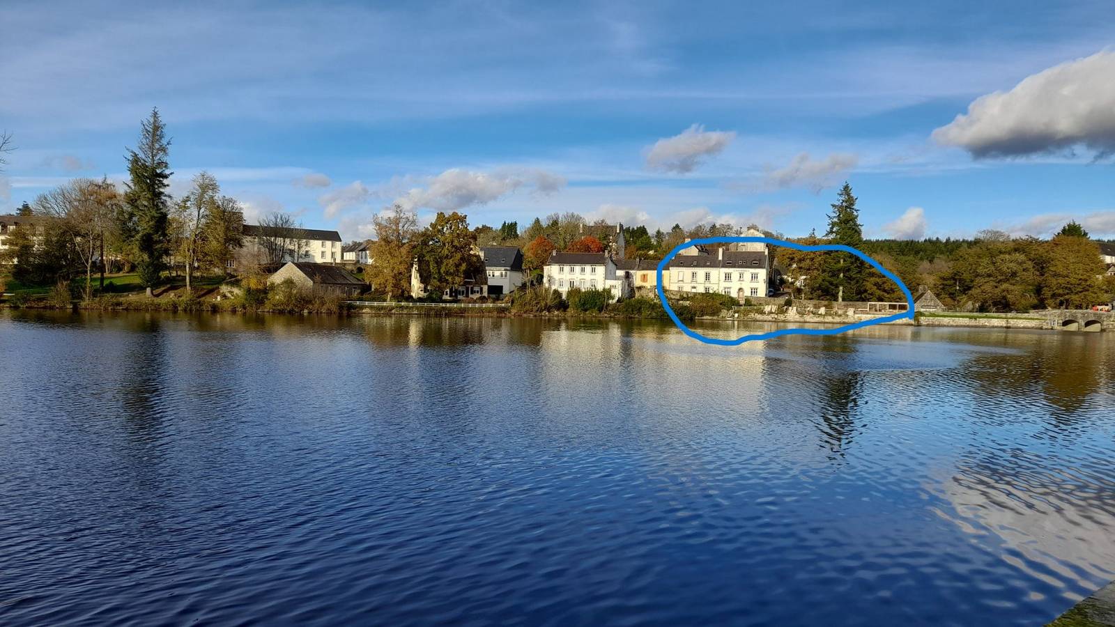 Grande maison 15 personnes, vue lac in Huelgoat, Région de Châteaulin